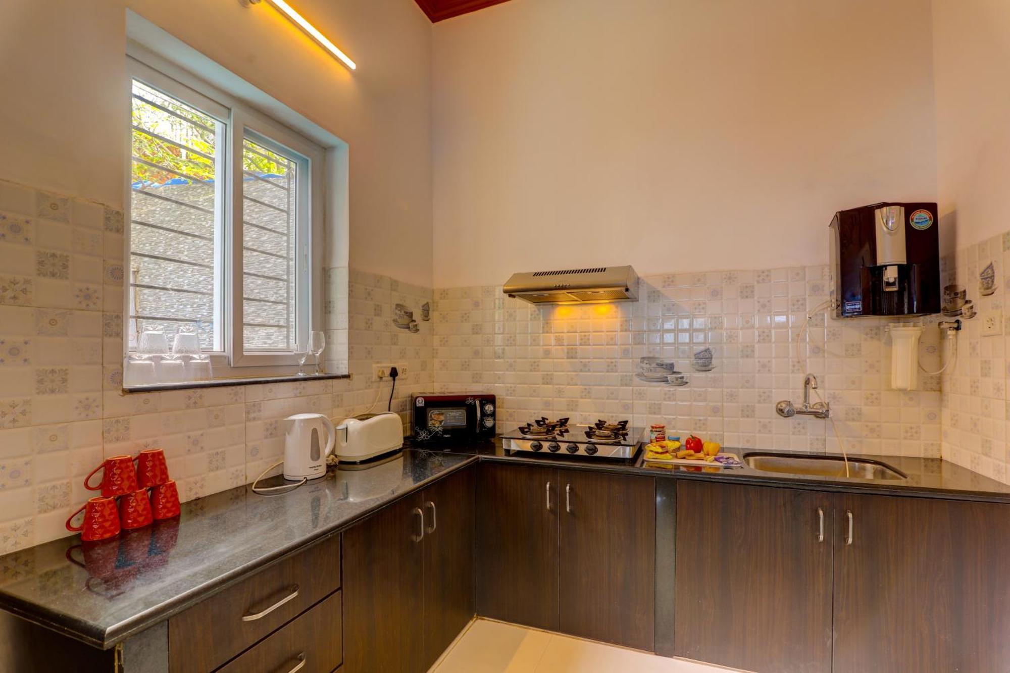 Jaqk Holidays - 9Bhk Villa For Big Groups, Private Pool-Wifi-Cartaker-Parking, North Goa Baga Bagian luar foto